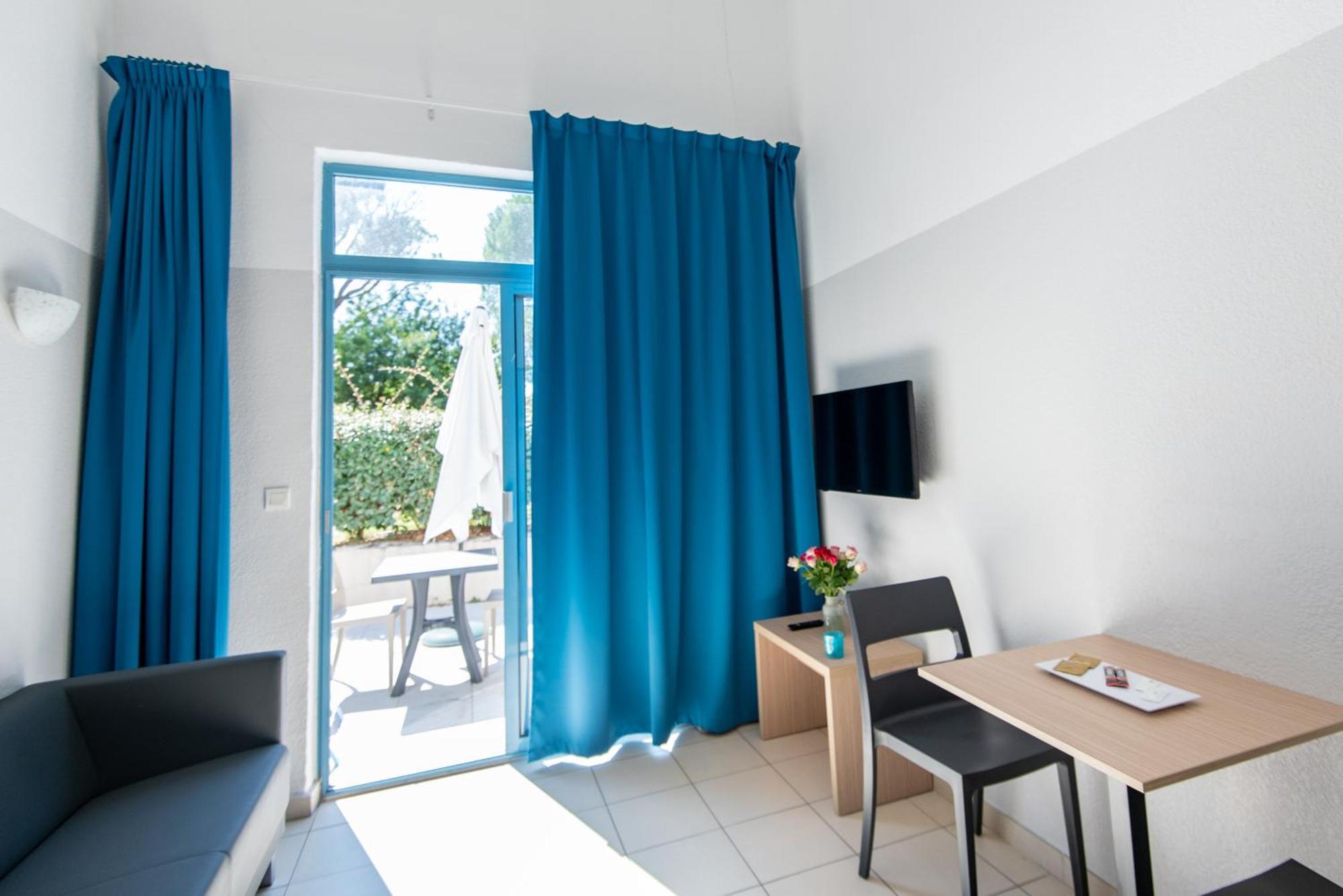 Comfort Aparthotel Frejus La Tour De Mare Exterior foto